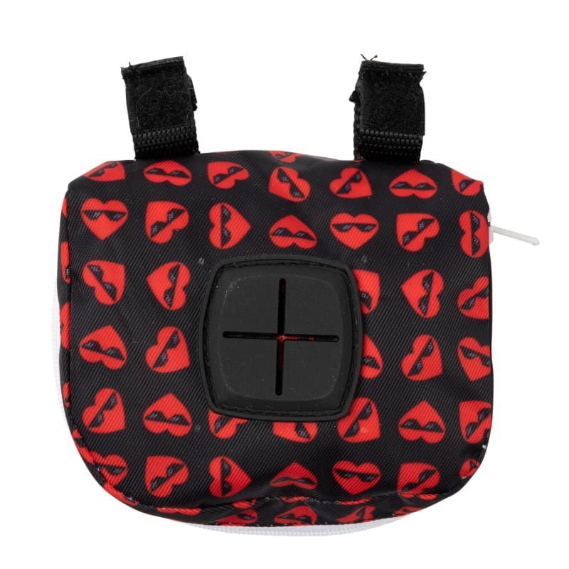 Fuzzyard [15% OFF] Fuzzyard Heart Breaker Poop Dispenser Bag With 1 Roll Dog Accessories