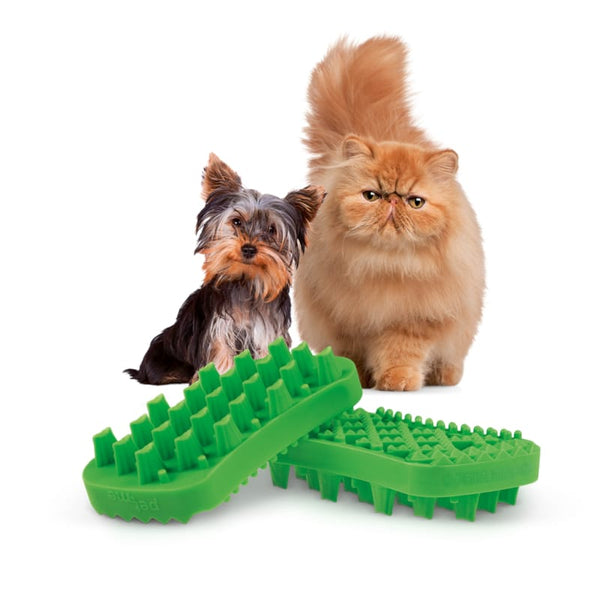 Pet + Me Pet + me Multi Functional Green Grooming Brush Soft Silicone for Dog & Cat Dog Accessories
